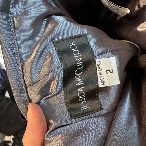 Tight Crepe Silver Dress - Picture 3 of 3